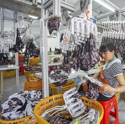 Ekonomi Amburadul, China Mau Tambah Utang Gede-Gedean