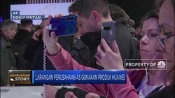 Trump Larang penggunaan Produk Huawei