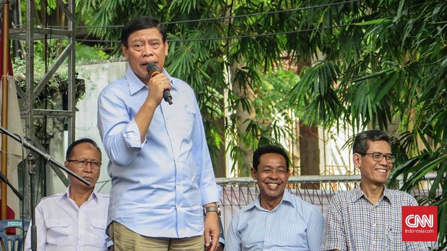 Eks Menko Polhukam: Gerakan Kedaulatan Rakyat Bukan Makar Eks Menko Polhukam: Gerakan Kedaulatan Rakyat Bukan Makar