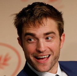 Jadi Batman, Berapa Robert Pattinson Dibayar?