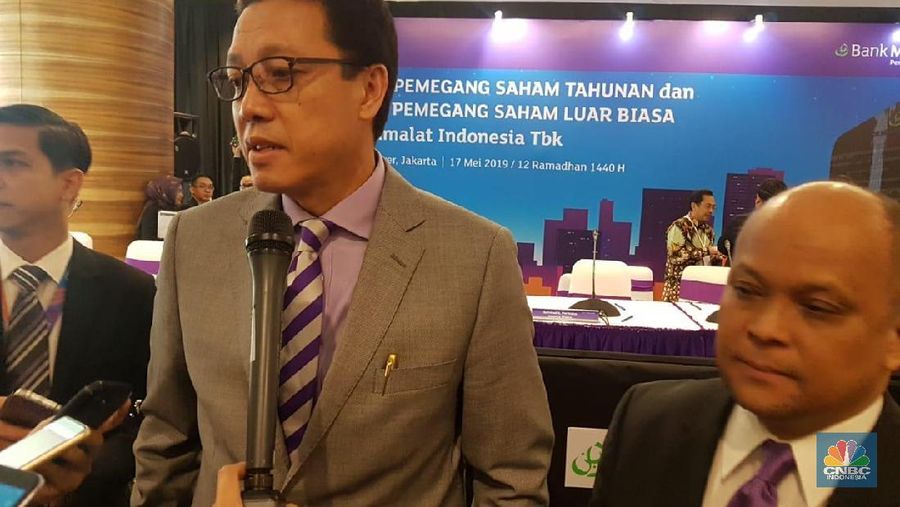 PT Bank Muamalat Tbk menyetujui Al Falah Investments Pte Limited, perusahaan investasi bentukan Ilham Habibie, untuk mengakuisisi 50,3% saham milik perseroan.