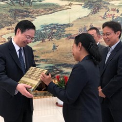 Demi Hilirisasi, Rini Dekati Bos-Bos Industri Logam China