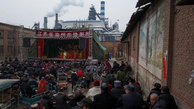 Aktivitas Pabrik China Menurun 5 Bulan Berturut-turut