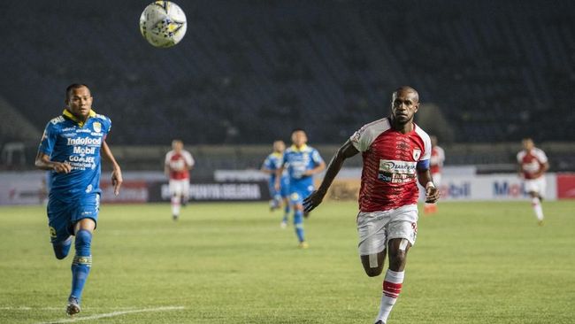 Persija vs Persipura, Jacksen Soroti Perubahan Tuan Rumah