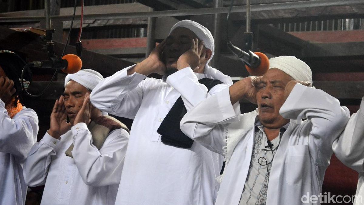 Jadwal Sholat di Cirebon Hari Ini, Minggu 6 September 2026