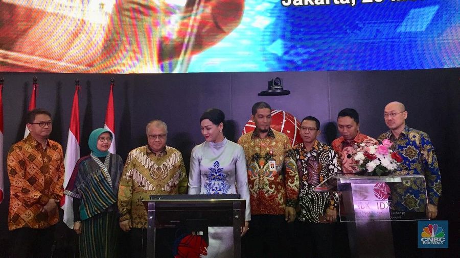 MURI memberikan penghargaan kepada KSEI karena berhasil mencatatkan total login aplikasi Acuan Kepemilikan Sekuritas (AKSes) sebanyak 6.825 investor.