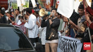 Jangan 'Goyang' Ekonomi dengan Ancaman People Power