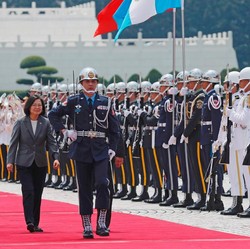 Awas Perang Pecah di Asia, Presiden Taiwan Terbang ke Amerika
