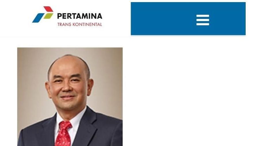 Direktur anak usaha Pertamina ini jadi perbincangan hangat karena ikut rombongan Prabowo
