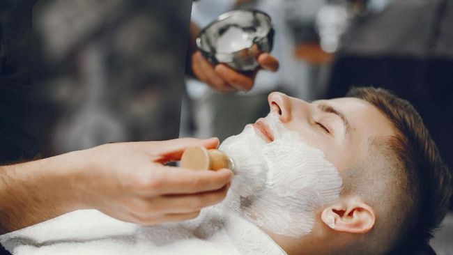 Fenomena Baru Laki-laki Ramai Suntik Filler Meledak 99%