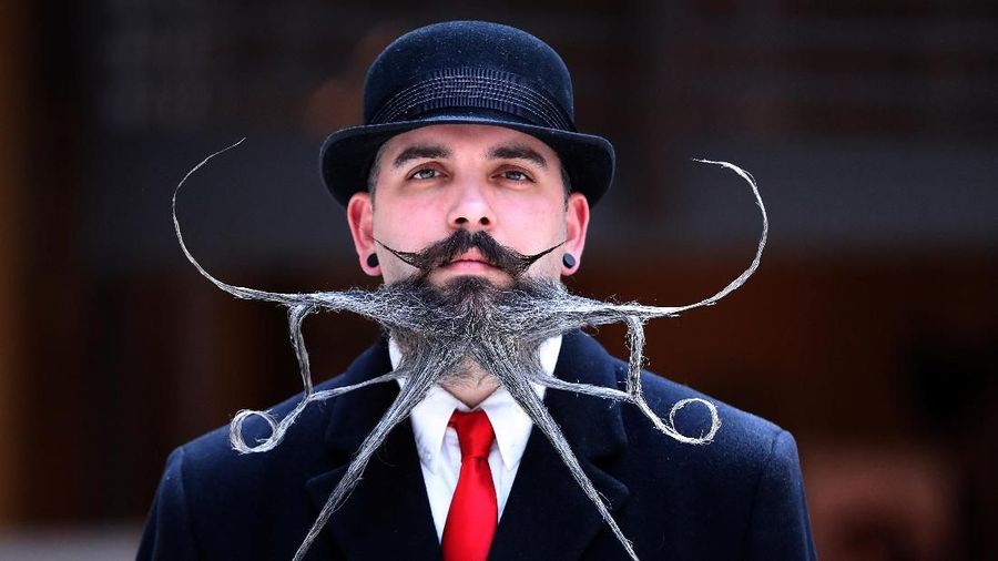 Kontes Gaya Model Jenggo dan Kumis di Antwerp disambut oleh antusias oleh para pecinta Kumis dan Jenggot dari seluruh dunia.