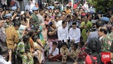 Hasil rekapitulasi nasional KPU menyebutkan bahwa Jokowi-Ma'ruf memperoleh 85.036.828 suara sah atau 55,41 persen. Sementara, paslon nomor urut 02 Prabowo-Sandi mendapatkan 68.442.493 suara atau 44,59 persen. (CNN Indonesia/Adhi Wicaksono)