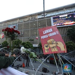 Massa Demo 22 Mei Berkumpul di Bawaslu, Akses Jalan Ditutup