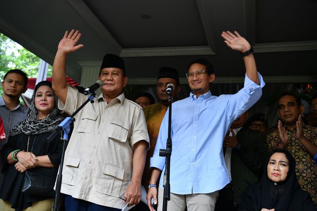 Prabowo Minta Dimenangkan MK 52 Persen di Pilpres - CNN Indonesia