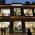 Kebijakan Trump yang Batasi Huawei Disebut Inkonstitusional?