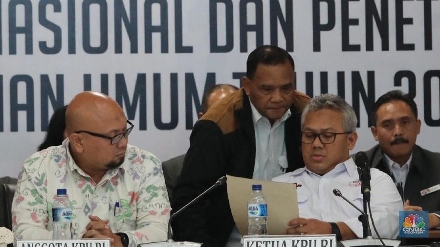 Komisi Pemilihan Umum (KPU) akhirnya merampungkan hasil penghitungan suara untuk anggota DPR dan DPD.
