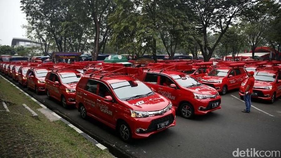 Telkomsel melakukan penguatan infrastruktur jaringan di tiga tempat yang menjadi menjadi Rumah Sakit Darurat khusus untuk penanganan pasien pandemi COVID-19.