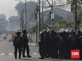 Berselawat, Majelis Zikir Tenangkan Massa Demo di Slipi