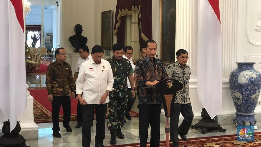Jokowi angkat bicara mengenai tudingan mantan Wakil Ketua Komisi Pemberantasan Korupsi (KPK) Bambang Widjojanto.