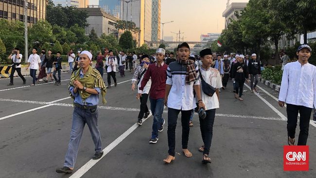 Empat Cara Jitu saat Pengendara Terjebak Demo 22 Mei