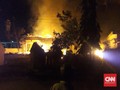 Markas Polisi di Sampang Dibakar Massa