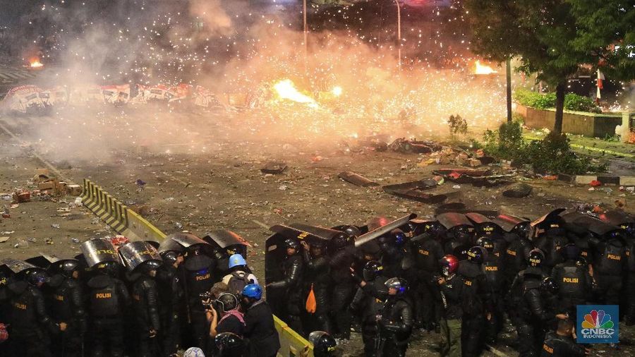 Rentetan peristiwa terangkum dalam dokumentasi dari seluruh Indonesia. Berikut adalah dokumentasi kaleidoskop di tahun 2019 pilihan redaksi foto CNBC Indonesia.