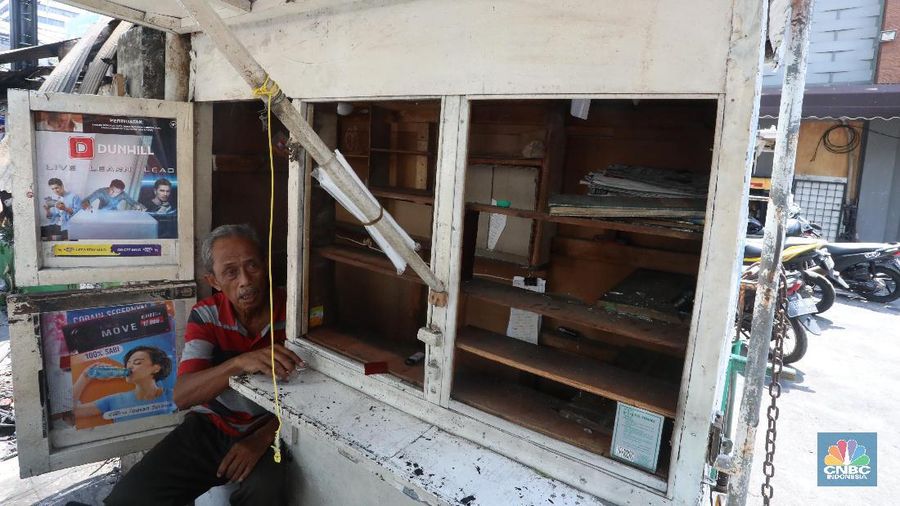 Sejumlah pedagang korban kericuhan aksi demo 22 Mei 2019 di kawasan Thamrin, bertemu dengan Presiden Joko Widodo (Jokowi) di Istana Merdeka,