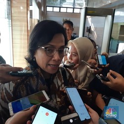 Sri Mulyani: THR & Gaji ke-13 Bisa Dongkrak Konsumsi ke 5,1%