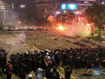 Korban Tewas Ricuh Demo 22 Mei: Anies 8 Orang, Polri 7 Orang