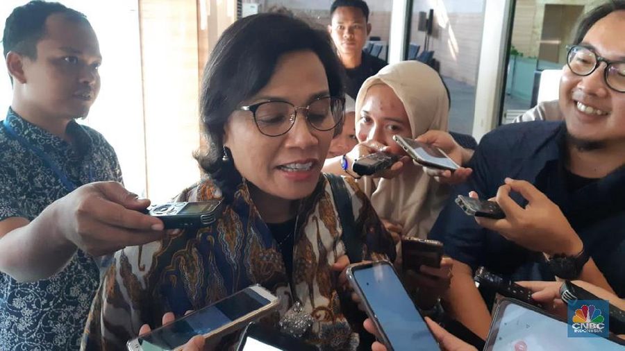 Menteri Keuangan Sri Mulyani Indrawati baru saja merombak susunan jabatan PNS eselon II dan III di lingkungan Kementerian Keuangan.