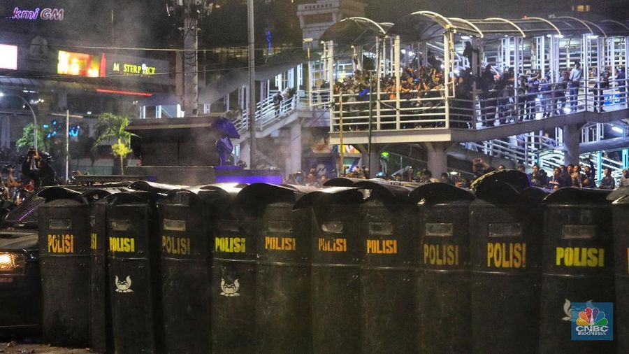 Mabes Polri menyatakan ada 9 korban tewas dalam rusuh 21-22 Mei, bertambah 1 orang dari pernyataan resmi sebelumnya.