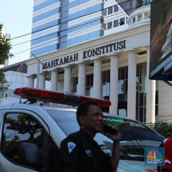 Prabowo Mau Daftar Gugatan Nanti Malam, Begini Situasi di MK