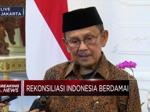 B.J. Habibie Menemui Jokowi di Istana