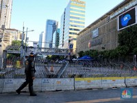 Simak Suasana Sore Ini di Jalan Depan Kantor Bawaslu