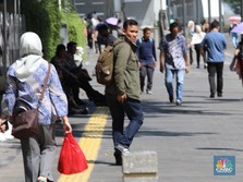 PHK di Depan Mata Gegara Corona, Pengusaha Putar Otak