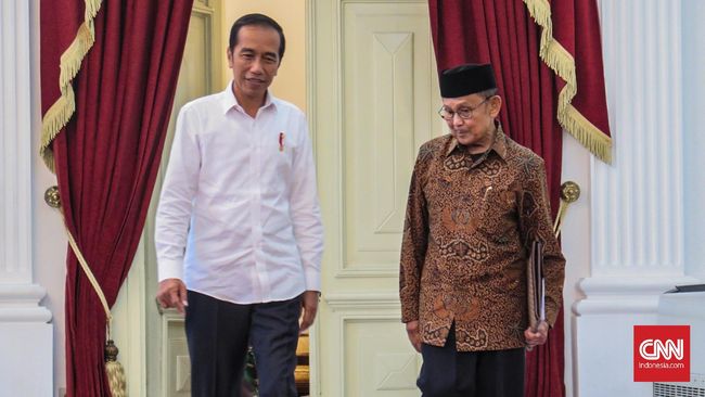 Jokowi Bertemu Habibie di Istana Merdeka
