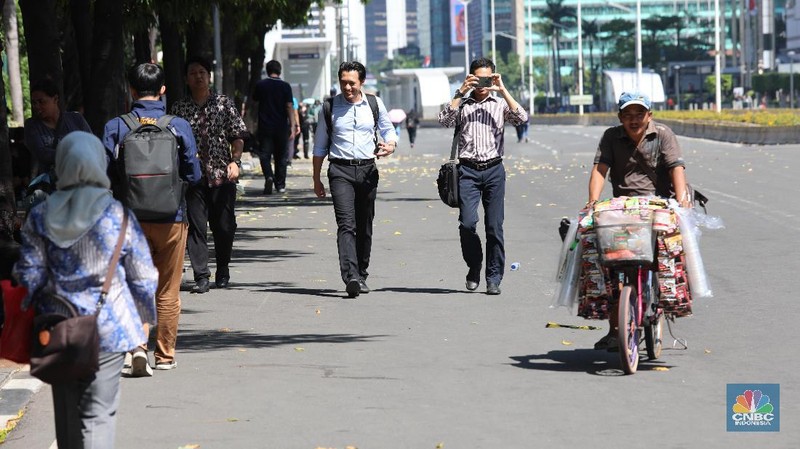 Berdasarkan pantauan, sterilisasi sudah dilakukan di depan gedung Badan Pengawas Pemilu (Bawaslu).
