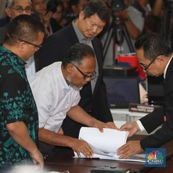 Ini Potret 'Serangan' Terakhir Kubu Prabowo di MK