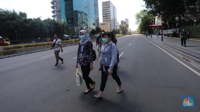 Penampakan Karyawan Seputaran Thamrin Yang Ramai Ramai Pulang