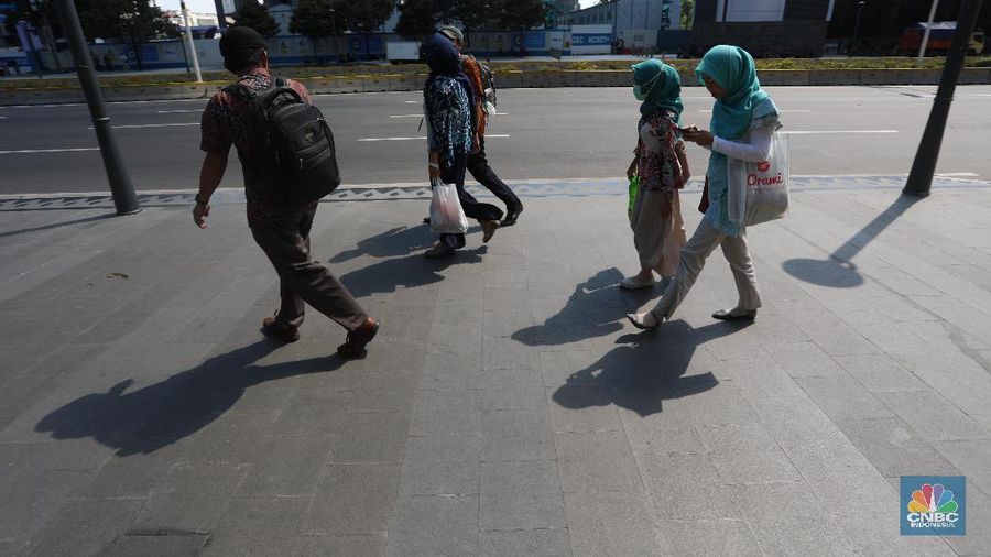 Berdasarkan pantauan, sterilisasi sudah dilakukan di depan gedung Badan Pengawas Pemilu (Bawaslu).