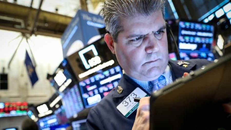 Wall Street/Brendan McDermid | Reuters