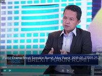 Drama Brexit Semakin Rumit, May Pamit