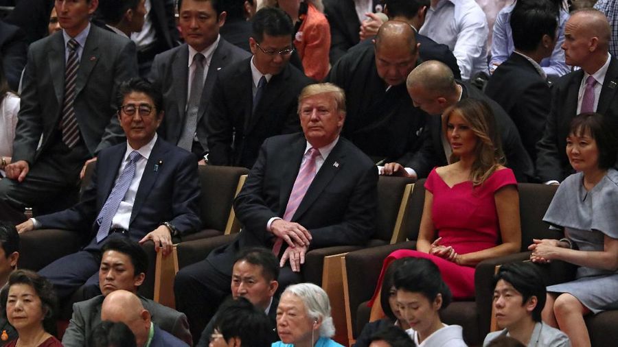 Kunjungan Presiden Trump ke Jepang pada Minggu (26/05) menunjukkan kekuatan hubungan Jepang-AS dan berdiskusi tentang dua negara ini.
