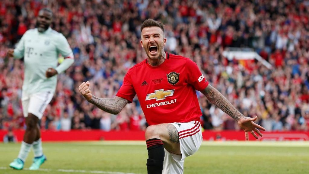 Umpan-umpan David Beckham Bikin Netizen Tercengang Umpan-umpan David Beckham Bikin Netizen Tercengang