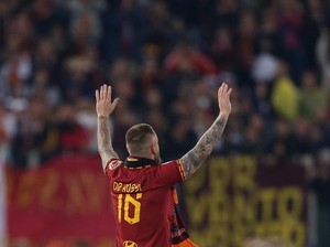 De Rossi Sebut Setia pada Roma Keputusan Karier yang Buruk, tapi ...