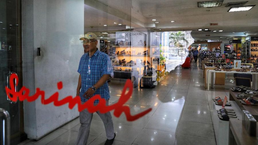 Sarinah yang berada di depan Badan Pengawas Pemilu (Bawaslu) mengalami kerugian yang cukup besar akibat aksi 22 Mei lalu.