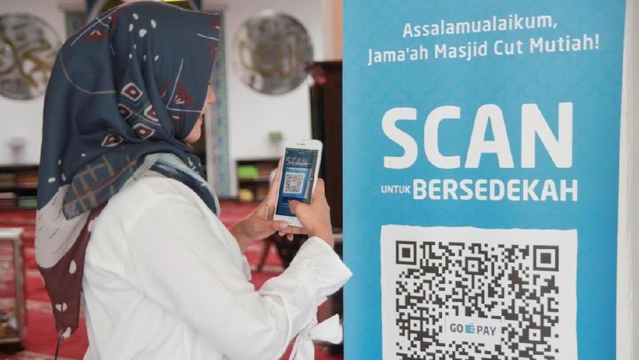 Ilustrasi Donasi dengan Go-Pay