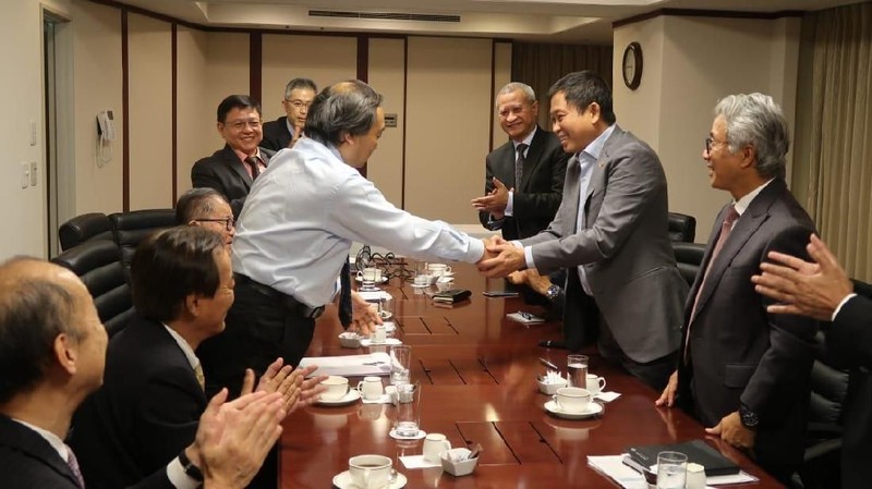 Pertemuan hari ini  perjanjian antara pemerintah Indonesia dan Inpex Corporation Jepang bisa segera ditandatangani.