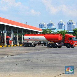 Pertamina Bakal Campur Tebu pada Bensin di TBBM Jakarta