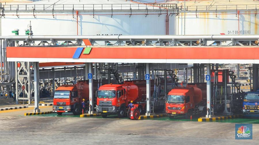 PT. Pertamina melepas mobil storage di Terminal Bahan Bakar Minya (TBBM) Jakarta Group, Plumpang, Jakarta Utara, Selasa (28/5/2019). (CNBC Indonesia/Andrean Kristianto)